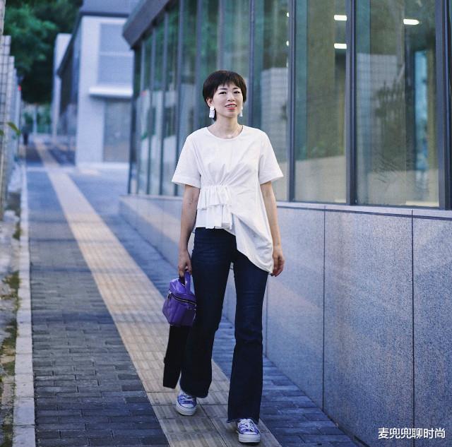 麦兜兜聊时尚|40岁女人胖一点更有魅力，穿衣打扮别刻意装嫩，随性些其实更优雅