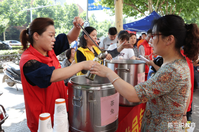 |2021大学暑假时间确定，但还有个坏消息，让大一新生无法接受