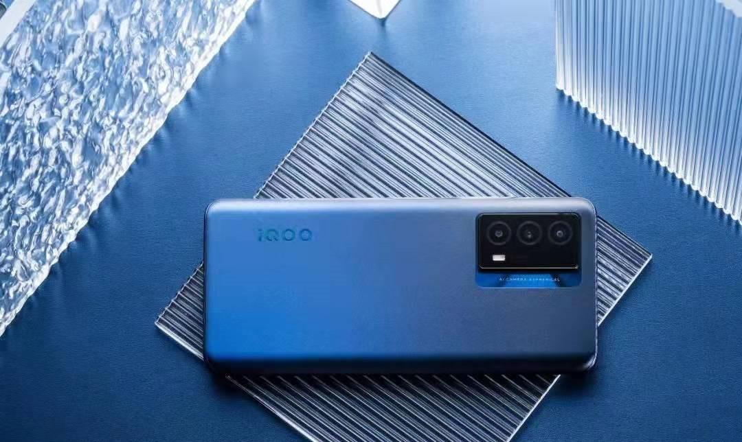 iqoo|12+512G卖2599，5500mAh+66W，iQOO Z6携独显芯上线