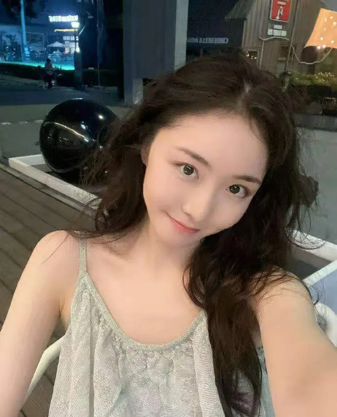 江晓夏夏|霍尊发文告别演艺圈，他们两败俱伤的爱情到底错在哪里？