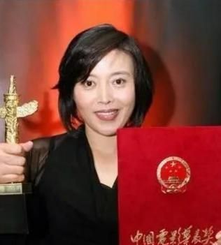 丁嘉丽|丁嘉丽：抛夫弃女搞外遇，孙红雷蹿红翻脸不认人，如今她怎样了？