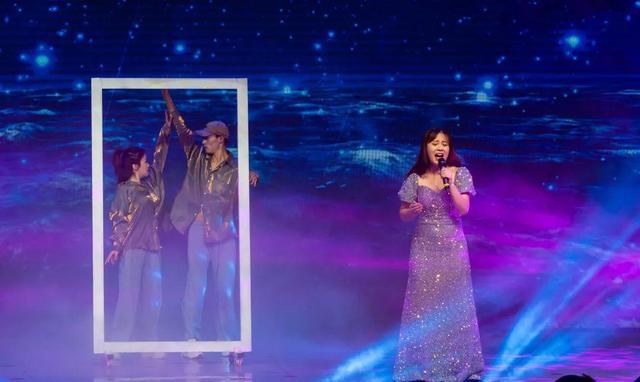 白衣少年啊 临汾同盛实验中学载歌载舞闹元宵,携手犇向新征程