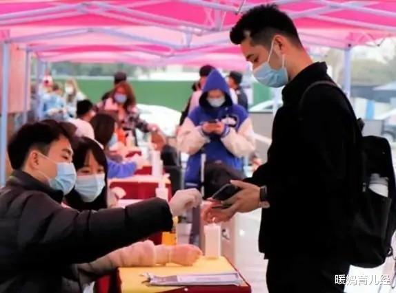 暖妈育儿经|为什么大一新生要提前到校？过来人给的答案，准大一新生要听进去