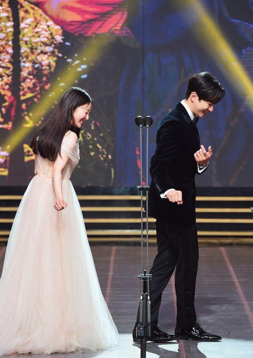 李俊昊|《衣袖》祘任现代重逢！MBC演技大赏，李俊昊李世荣获最佳CP