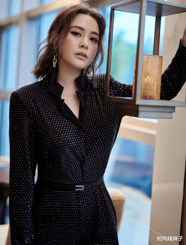 明星|阿娇成功减肥，晒与爱宠合照如少女，看着比00后还要嫩