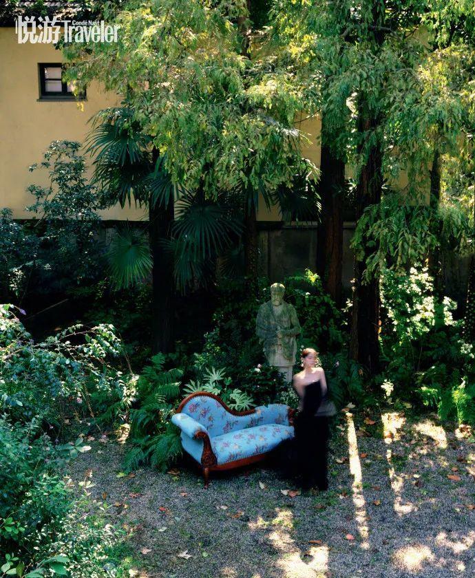 欧阳娜娜|欧阳娜娜复古画报美若天仙！雪肤玉貌大长腿太性感迷人