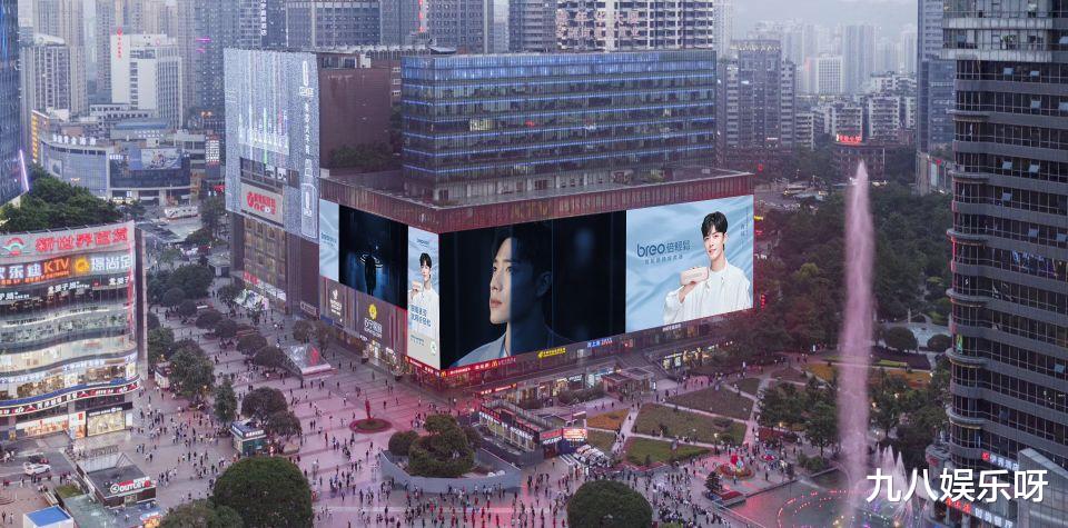 肖战|肖战海外影响力一绝！作品再次破圈闯世界，巨屏肖战也来了