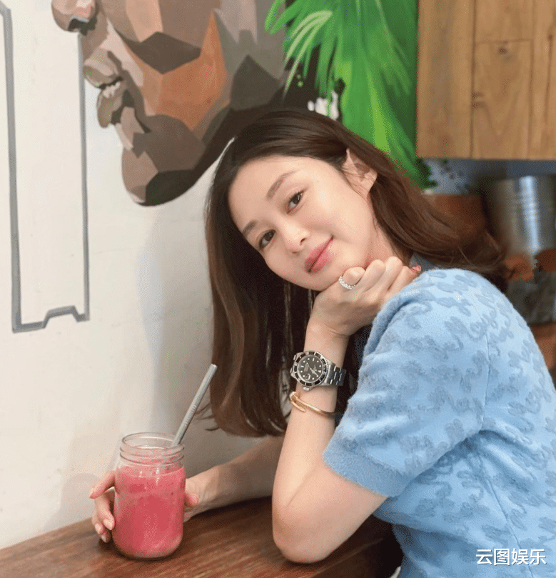 岑丽香|华姐冠军岑丽香近况，婚前每天用50元很节俭，婚后住豪宅爱买名牌
