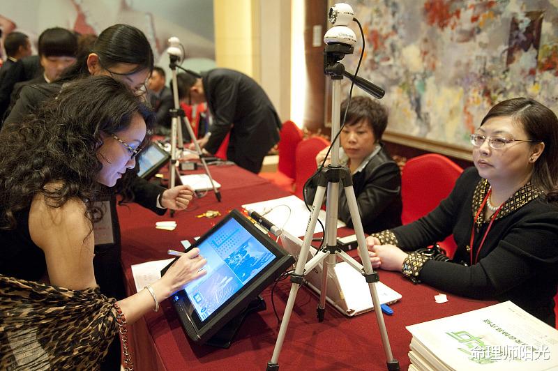 命理师阳光 2022、2023年天定情缘，真爱不请自来的生肖