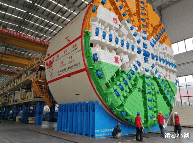 印度|我国造出2300吨大国重器，印度连夜上门，花高价买走一台