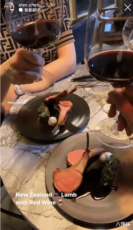 陈乔恩|陈乔恩和男友吃浪漫晚餐，换新发型捧手机臭美自拍，状态似小女生