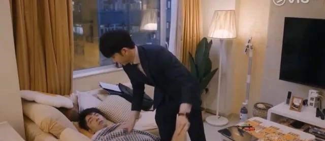 情窦初开的青春|港版《大叔的爱》：这部剧搞笑剧的背后，居然剧情有点虐