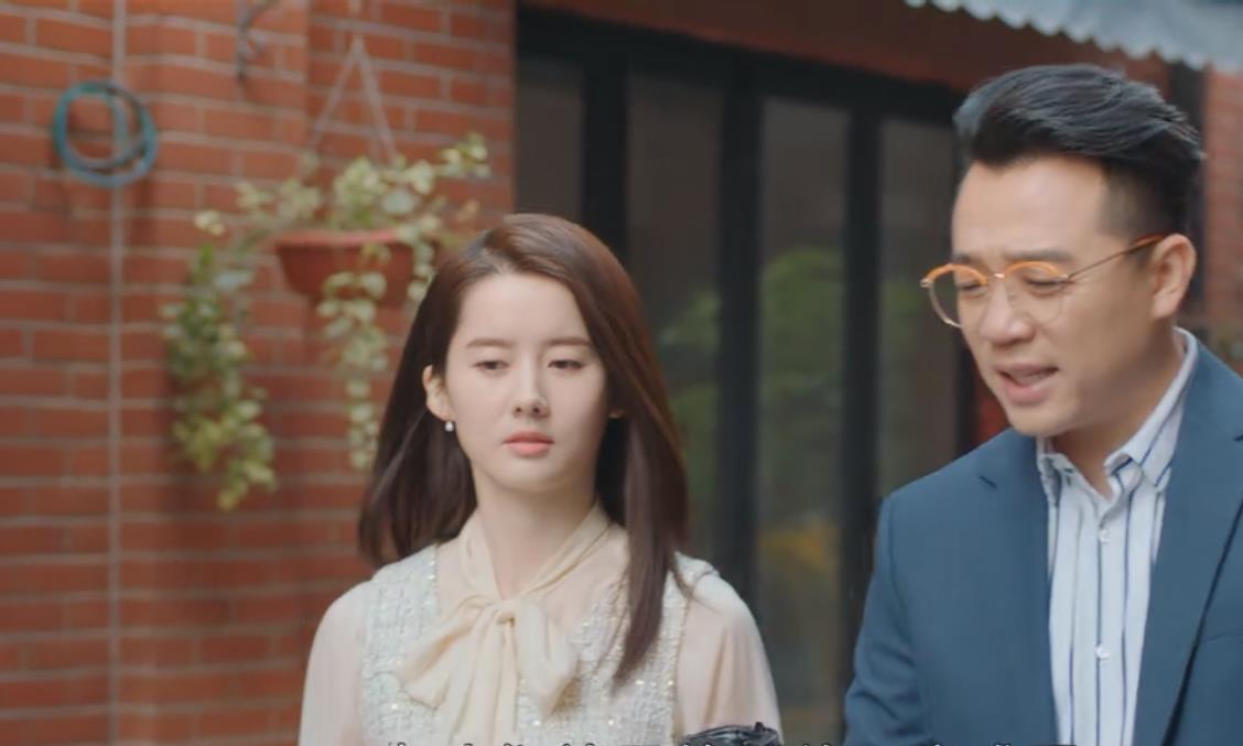 月光变奏曲|月光变奏曲:6个职场女人4个凭实力,2个靠关系,杜袅袅必凉