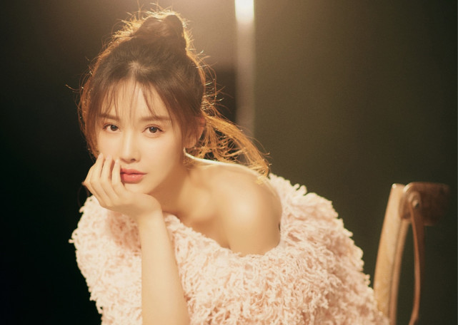 医美|女星高溜自曝隆鼻失败引发鼻子坏死，曾多次想过自杀