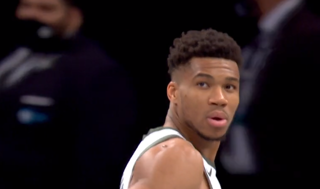 篮网队|首节就打崩!杜兰特超级2+1,欧文打满12分钟,篮网单节轰出36分