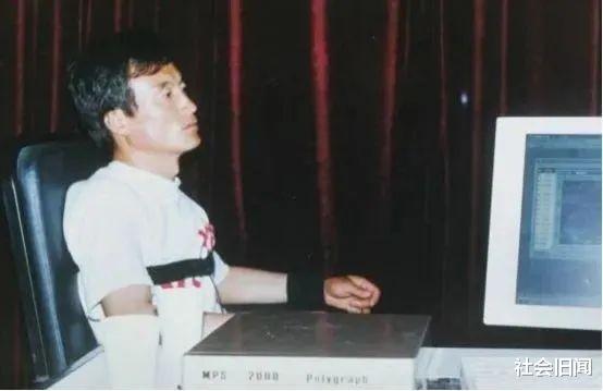 印度人声称下班看到外星人,说它是夜行性的动物,也不怕人类盯着它