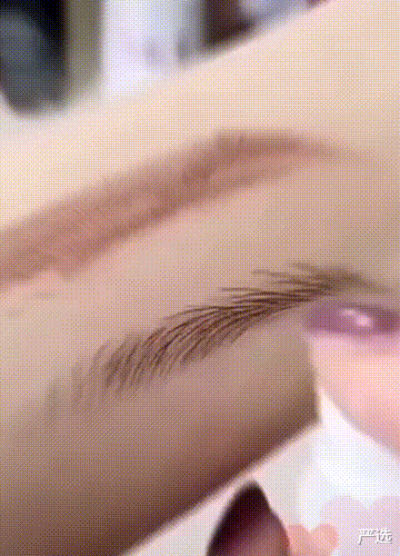 苹果|这样画眉简单几笔，轻松勾勒出完美眉形，真实自然，显精神提气质