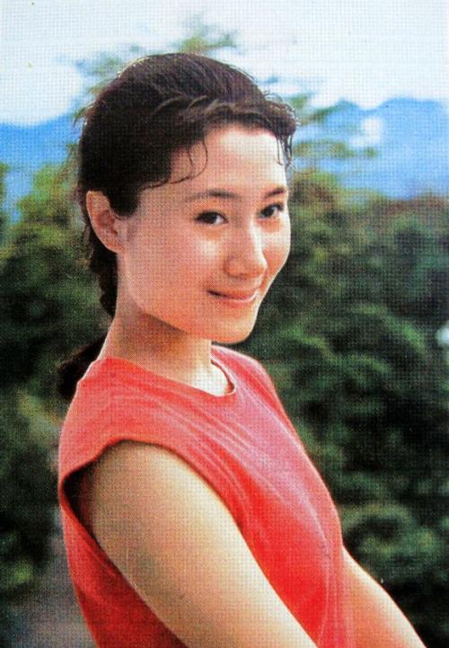 丁岚|当年《少林寺》中芳菲了无数少年青春梦境的丁岚，你如今可好？