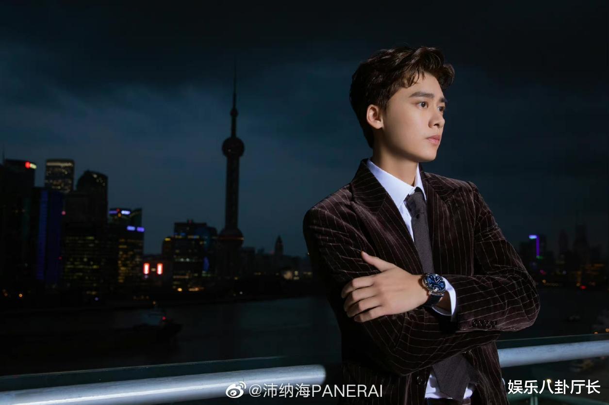 李易峰|PRADA官宣新代言人，李易峰商务红红火火的秘密是？