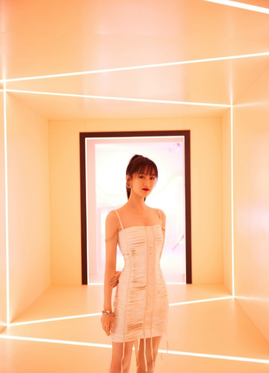 贾云馨|袁冰妍新剧刚杀青，便又迎仙侠剧，看清合作演员：谁也别拦着我追