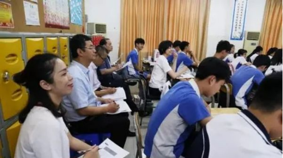 英语学习|新高考模式下如何选科？3种组合要慎重，是中等生的“陷阱”