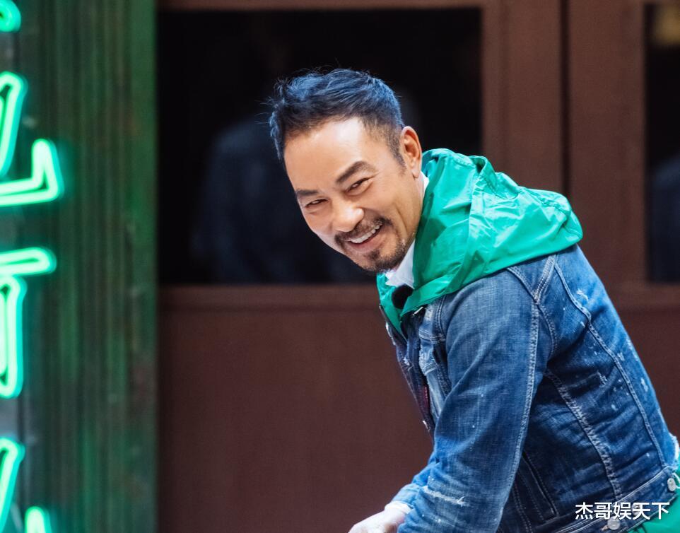 任达华|任达华简直就是人间清醒，《大湾仔的夜》缺的灵魂被他全找回来了