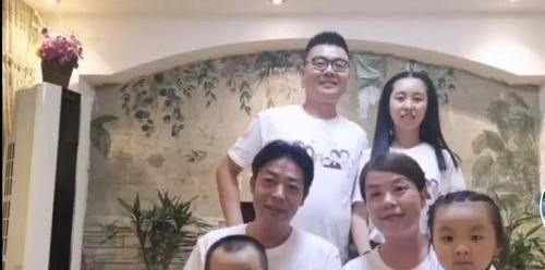 奇奇|奇奇吃醋打田静，用力过猛立马收手，果然是小暖男一枚