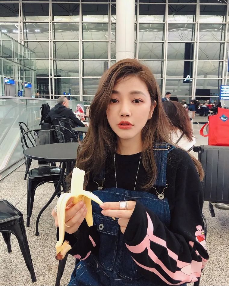 Mslynn假发|气质女生都爱剪的四款刘海发型,减龄修颜巨显脸小