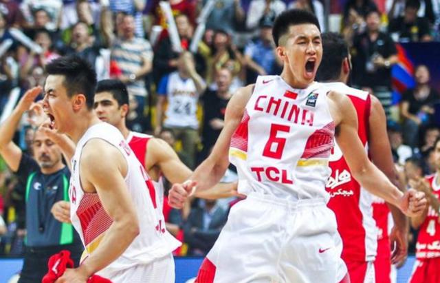 辽宁男篮|又输了！辽宁25分惨败广东！李洪庆迫于无奈，朱芳雨说的真没错