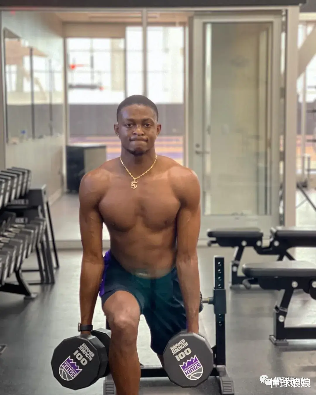 布倫森|10中0！離大譜啊，史上最水1.7億球星實(shí)錘了