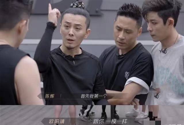 披哥|《披哥》四五公淘汰，有叫好有遗憾：当潮水退去，才知道谁在裸泳