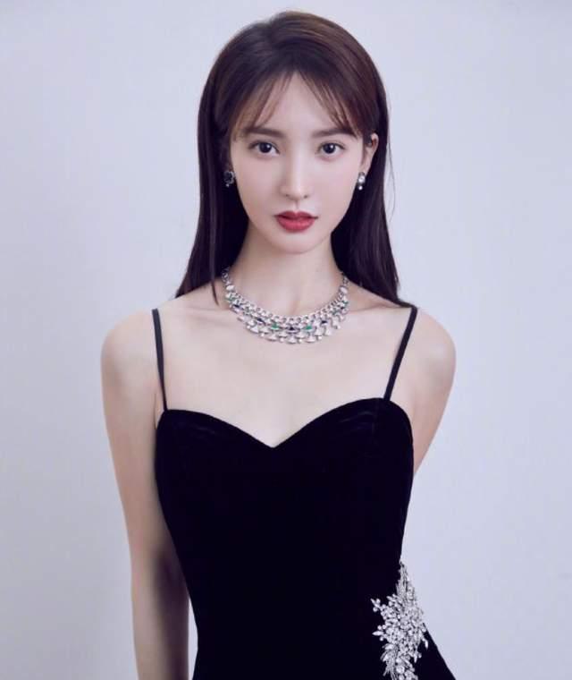 金晨|“海王”金晨的恋爱史：我已经“爱上”男演员了，已经拔不出来了