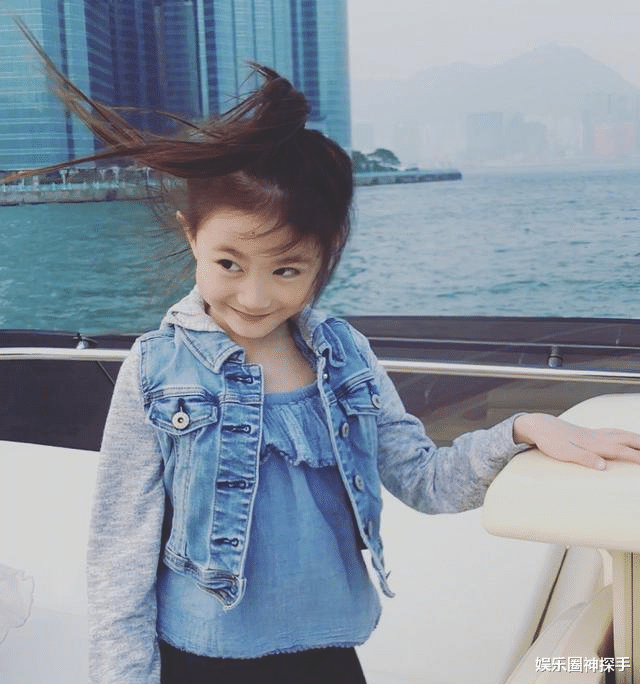 奥莉|李小鹏一儿一女长大了，9岁奥莉变化大，5岁儿子太可爱