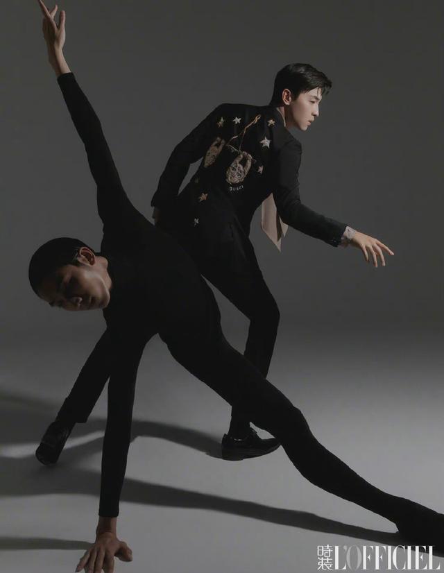 新疆维吾尔自治区|邓伦登中法两国封面 演绎英伦风大片尽显绅士品格