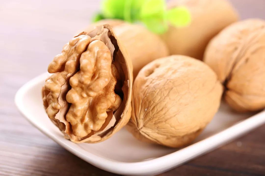 金兰中医学社|核桃被称为“长寿果”，这4种吃法不仅健康，而且营养，更能治病