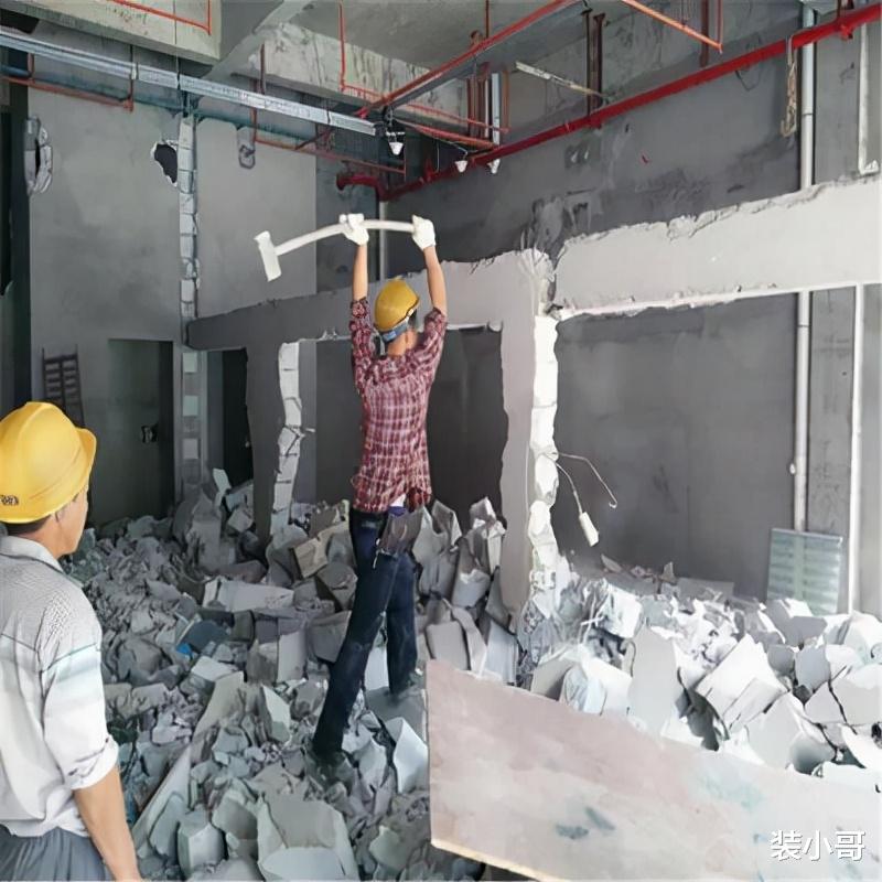 今天才知道，装修的时候花了很多冤枉钱！想想就很心疼！