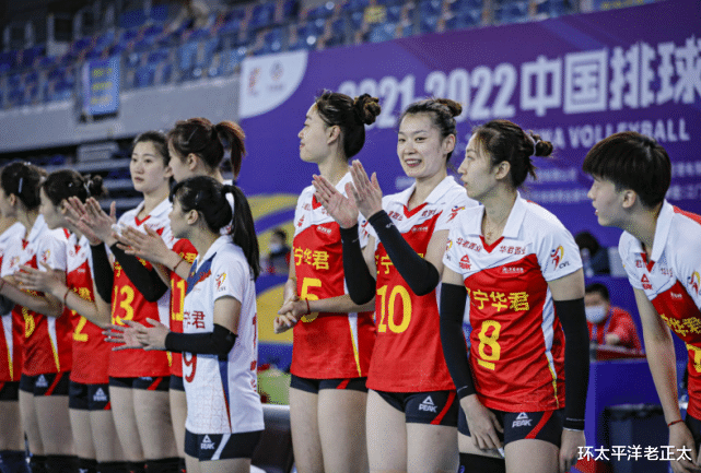 郑智|3-0！辽宁女排横扫落魄豪门，主帅赵勇仍不满怒批球员：玩呢啊！