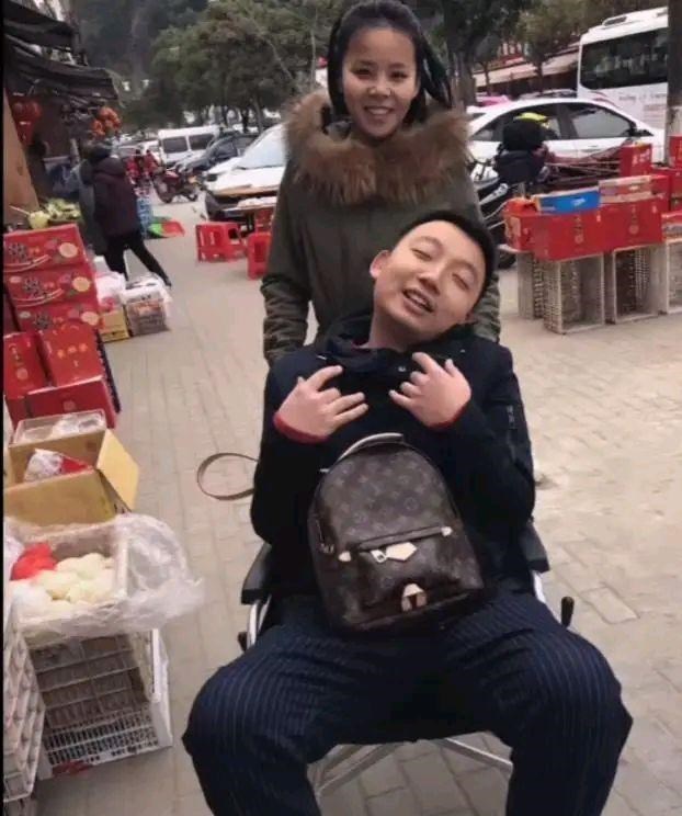 姐姐|杜妈许妈谁更爱姚策？网友：煽情的母爱比不上许妈大海星辰般怀念