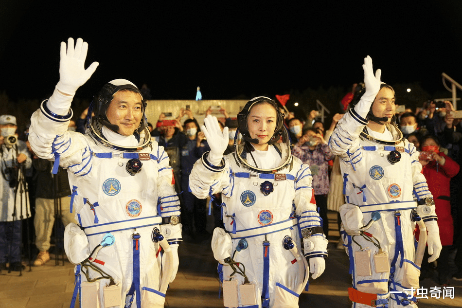 空间站 再探苍穹破万里，神舟13号飞船成功发射，与空间站径向对接有多难