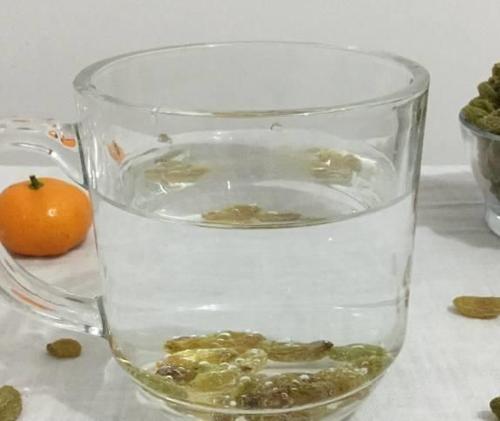 肝脏|想脂肪肝、酒精肝慢慢变好，建议：少碰“三物”，多喝“二水”