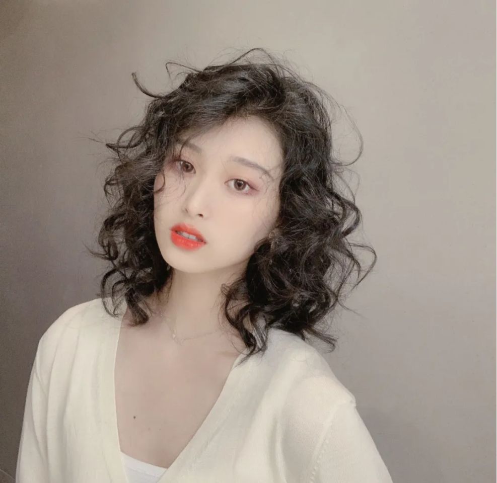豪门 11月流行发型有哪些？这15款不容错过，爱美女士都在剪