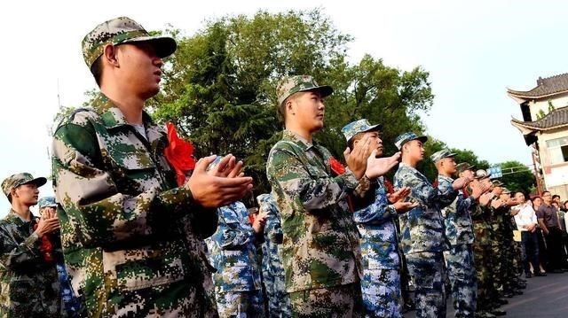 军校|参军入伍并非只有考上军校才有“出路”，还有4条路可走，望周知