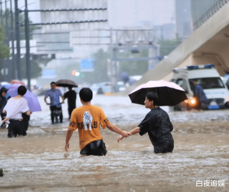 龚俊|明星捐款全线公开，唯独一人低调做好事，不说都没有人知道
