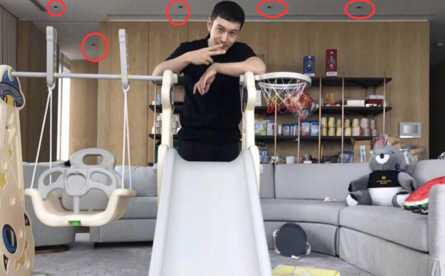 Angelababy|未离婚分居！Baby活动结束返回黄晓明家，晒自拍陪儿子过节心情好