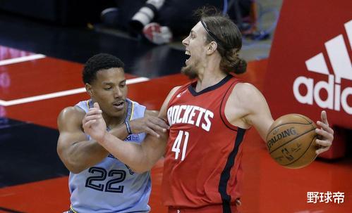 火箭队|被交易至火箭他反而爆发了!轰25+10!原以为是赠品,如今是真香?