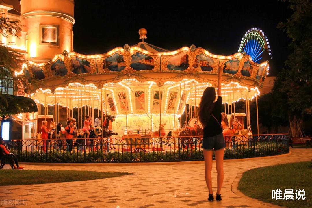 男子瞒着妻子，拿钱贴补哥哥，被发现后理直气壮：这是孝道