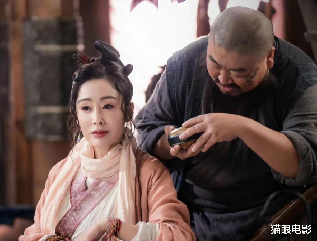 张敏|张敏王晶28年后再合作，脸上法令纹太明显，网友：女神也得服老