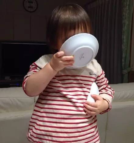 Hi家有小甜椒儿|宝宝半夜总哭闹，家长无奈去求签，这年头还真有如此无知的家长