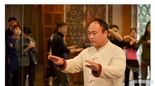 女保镖|马云的1米9美女保镖，超模身材天使面孔，网友：不出道太可惜！