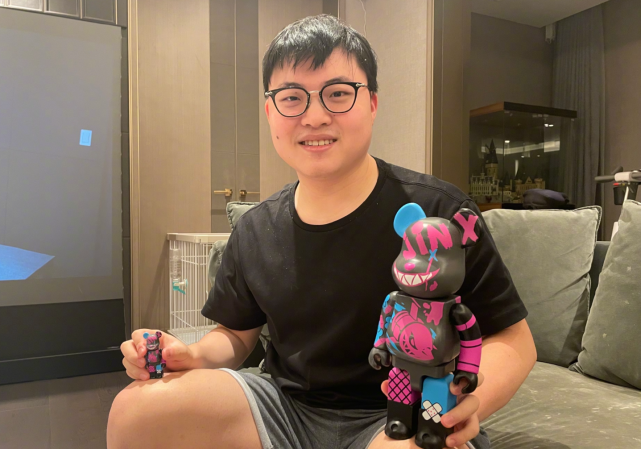 RNG|唯一全华班RNG八强倒下！网友喊话Uzi：要是你在一切该多好